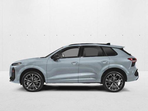 Arrow Gray Pearl 2026 Audi Q3 S line