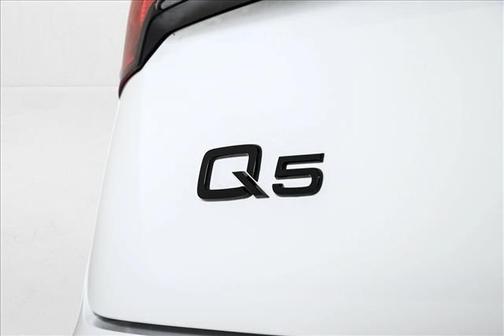 2025 Audi Q5 55 S line quattro Premium