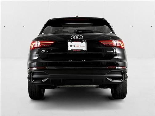 2025 Audi Q3 45 S line Premium