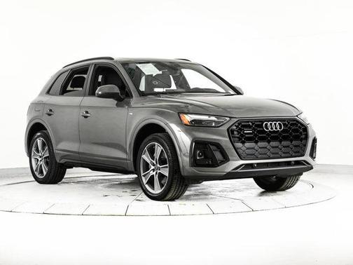 2025 Audi Q5 45 S line quattro Premium