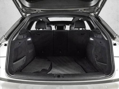 2025 Audi Q5 45 S line quattro Premium
