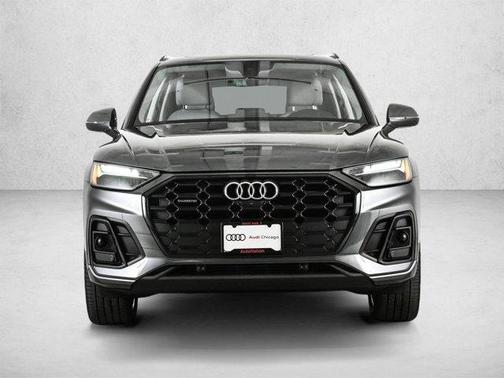 Daytona Gray Pearl Effect 2023 Audi Q5 45 S line Premium Plus