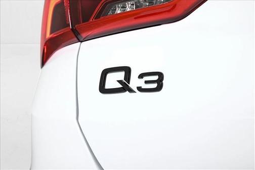 2025 Audi Q3 45 S line Premium