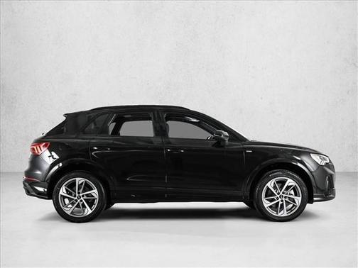 2025 Audi Q3 45 S line Premium