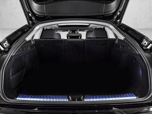 Mythos Black Metallic 2025 Audi Q5 2.0T Premium