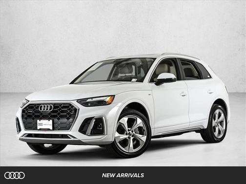 Glacier White Metallic 2023 Audi Q5 45 S line Premium Plus