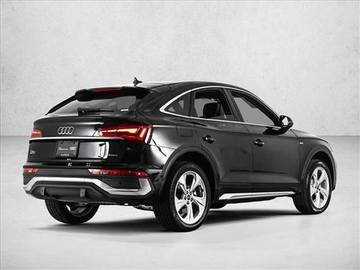 Mythos Black Metallic 2025 Audi Q5 45 S line quattro Premium