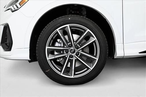 2025 Audi Q3 45 S line Premium