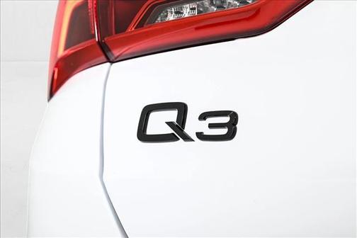2025 Audi Q3 45 S line Premium