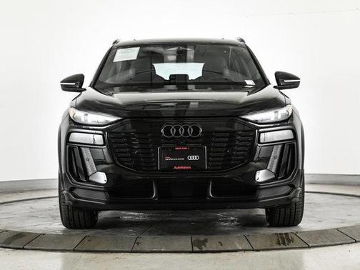 2025 Audi SQ6 e-tron Premium