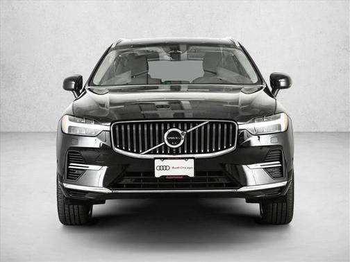 Onyx Black Metallic 2022 Volvo XC60 Recharge Plug-In Hybrid INSCRIPTION