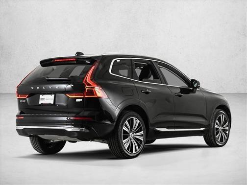 Onyx Black Metallic 2022 Volvo XC60 Recharge Plug-In Hybrid INSCRIPTION