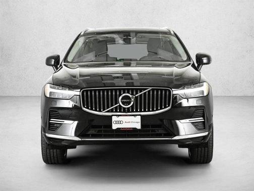 Onyx Black Metallic 2022 Volvo XC60 Recharge Plug-In Hybrid INSCRIPTION