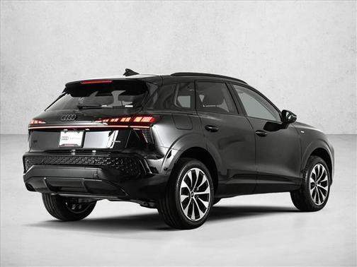 Mythos Black Metallic 2026 Audi Q3 S line