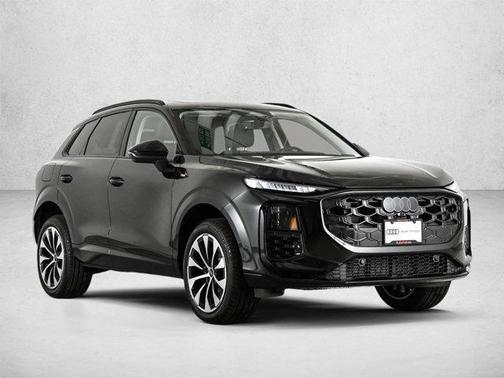 Mythos Black Metallic 2026 Audi Q3 S line