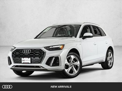 2023 Audi Q5 45 S line Premium Plus