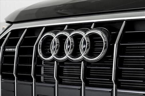 2025 Audi Q3 45 S line Premium