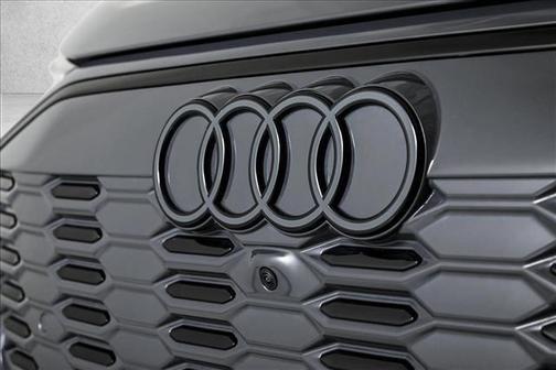 2025 Audi SQ6 e-tron Premium