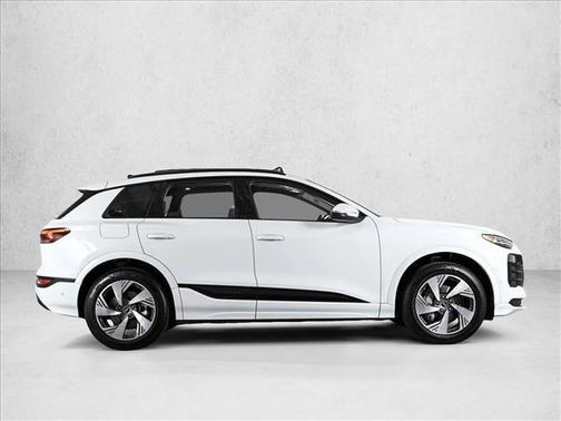 2025 Audi Q6 e-tron Premium