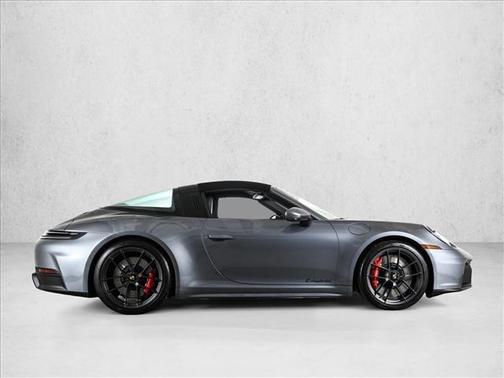 2025 Porsche 911 Targa 4 GTS