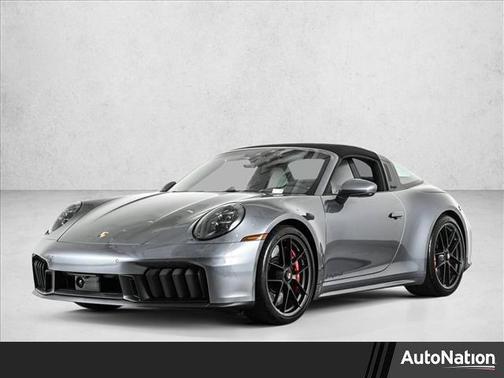 2025 Porsche 911 4 GTS