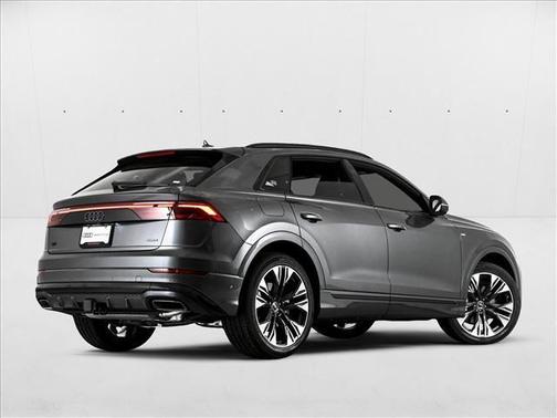 2025 Audi Q8 Premium Plus