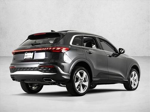 2025 Audi Q5 2.0T quattro Premium
