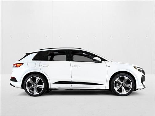 2025 Audi Q4 e-tron 55 quattro Premium