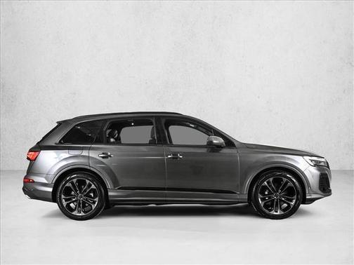 2026 Audi Q7 55 Premium