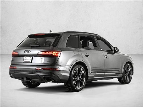 2026 Audi Q7 55 Premium