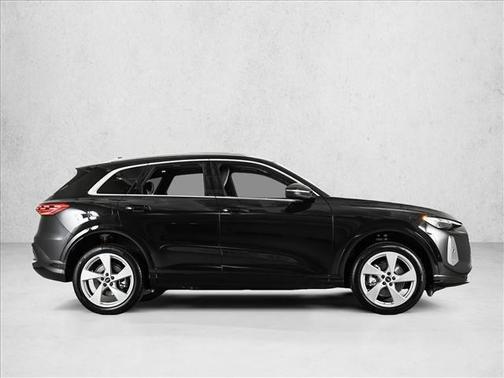 2025 Audi Q5 2.0T quattro Premium