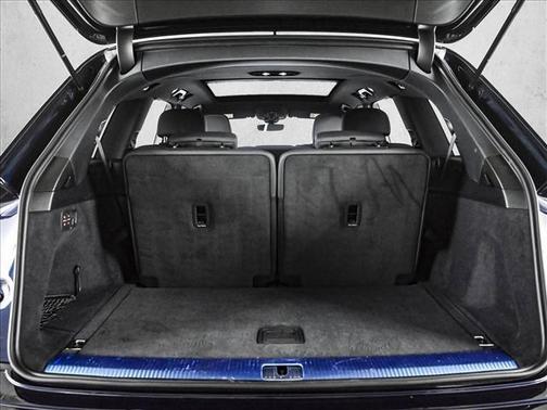 2025 Audi Q7 45 Premium Plus