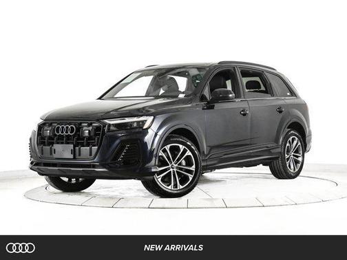 2025 Audi Q7 45 Premium Plus