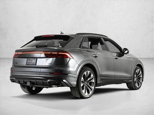 2025 Audi Q8 Premium Plus
