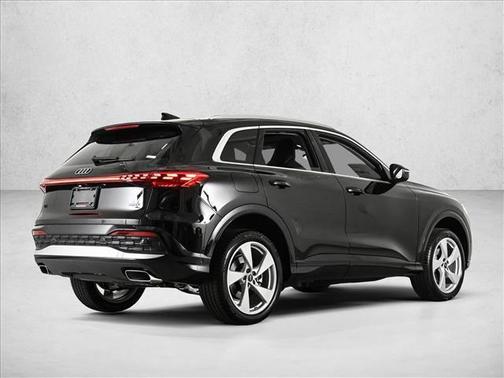 2025 Audi Q5 2.0T quattro Premium