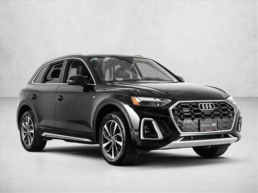 Mythos Black Metallic 2023 Audi Q5 45 S line Premium Plus