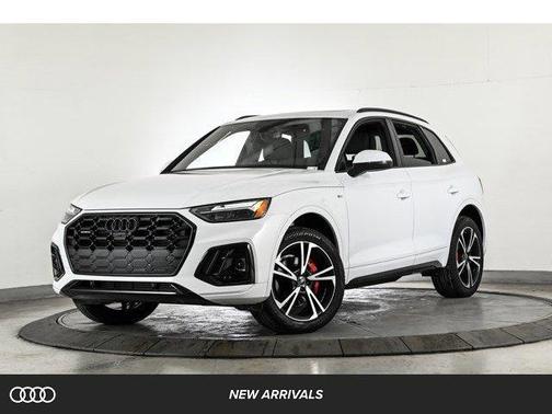 2025 Audi Q5 45 S line quattro Premium