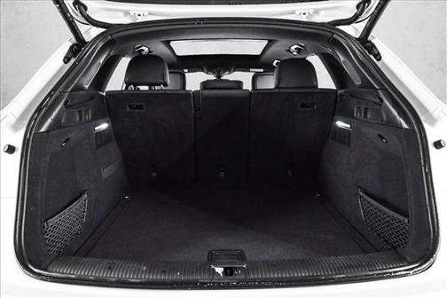 2025 Audi Q5 45 S line quattro Premium