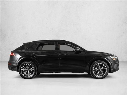 2023 Audi Q8 Premium