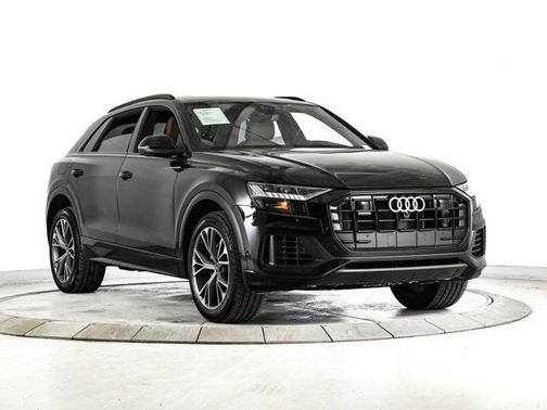 2023 Audi Q8 Premium