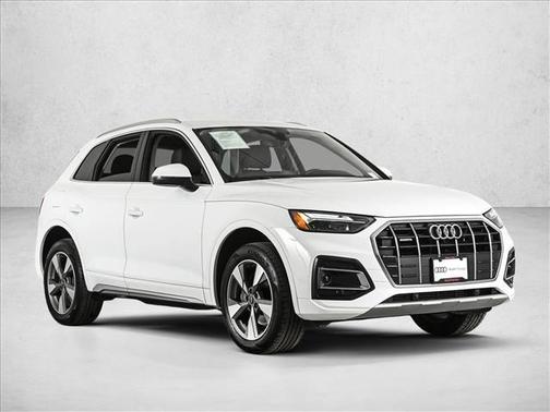 2023 Audi Q5 40 Premium