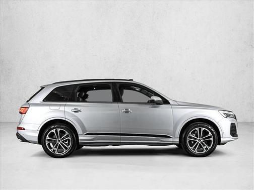 2025 Audi Q7 45 Premium Plus