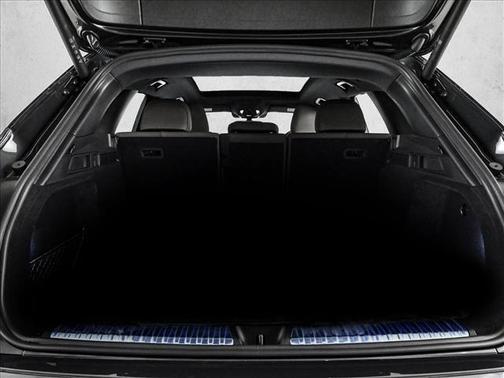 Tambora Flame 2026 Audi Q5 PLUS