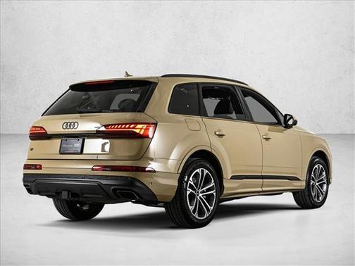 2025 Audi Q7 45 Premium Plus