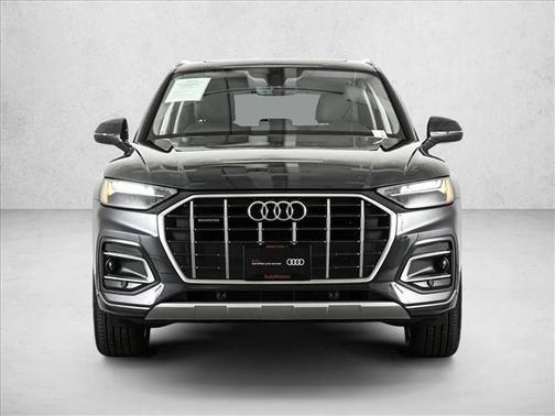 Manhattan Gray Metallic 2023 Audi Q5 40 Premium