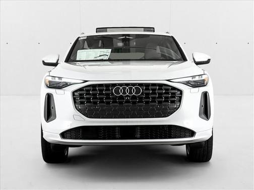 2025 Audi Q5 2.0T quattro Premium