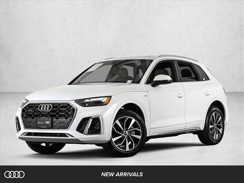 Glacier White Metallic 2024 Audi Q5 45 S line quattro Premium