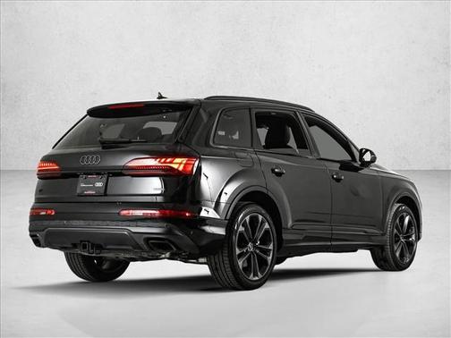 2025 Audi Q7 55 Prestige