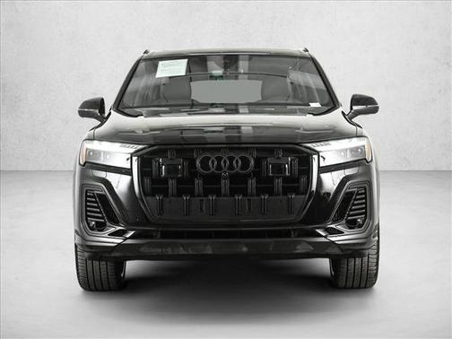 2025 Audi Q7 55 Prestige