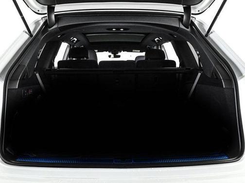 2026 Audi Q7 55 Premium